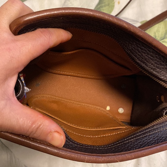 Vintage Dooney & Bourke All Weather Leather B211 Zip Top Shoulder Bag - Picture 9 of 14